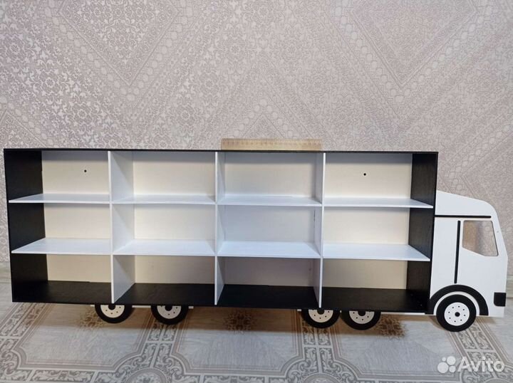 Парковка гараж для машинок