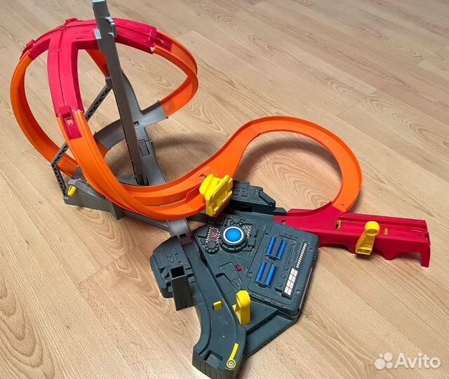 Трек и трасса Hot Wheels