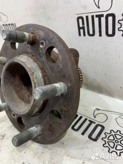 Ступица задняя правая Kia Sportage SL G4KD 2011