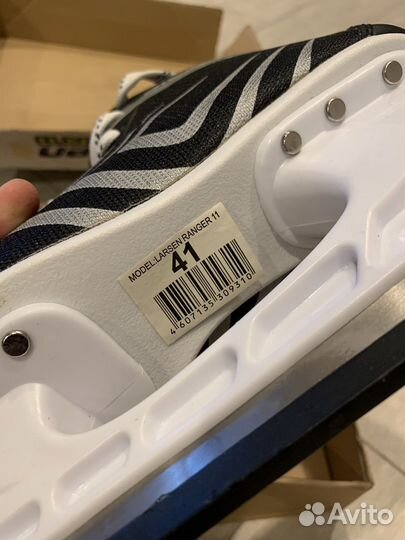 Коньки хоккейные larsen