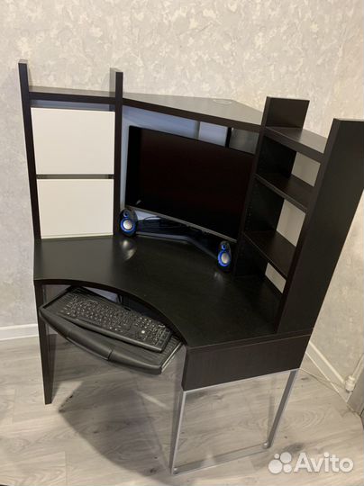 Стол IKEA письменный / компьютерный