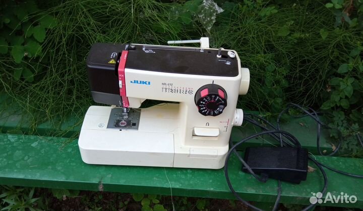 Швейная машина juki hzl-27z с педалью