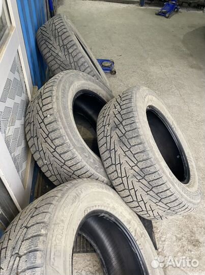 Nokian Tyres Hakkapeliitta 7 SUV 285/60 R18 116