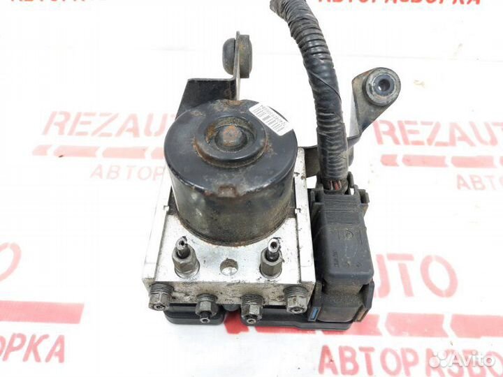 Блок abs Mazda Mazda3 BK Z6 2009