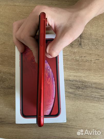 iPhone Xr, 64 ГБ