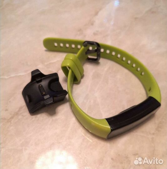 Фитнес браслет honor band 5