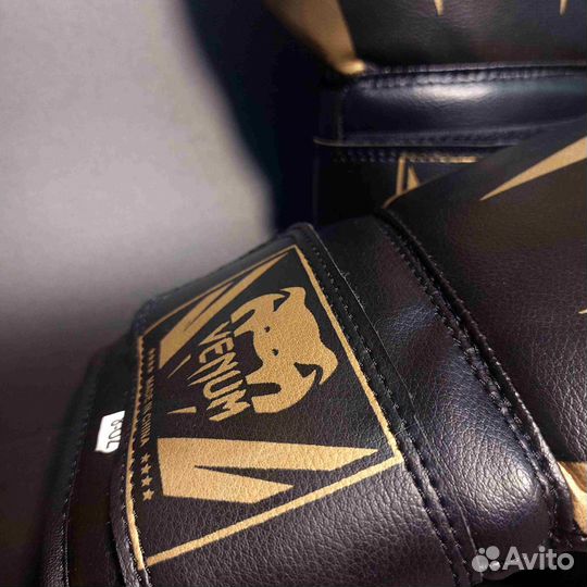 Боксерские перчатки Venum DX Black Gold