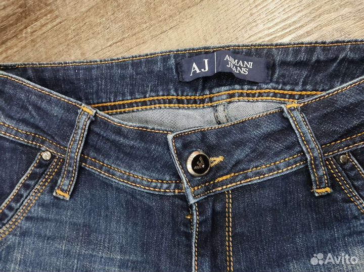 Джинсы женские 26 armani jeans