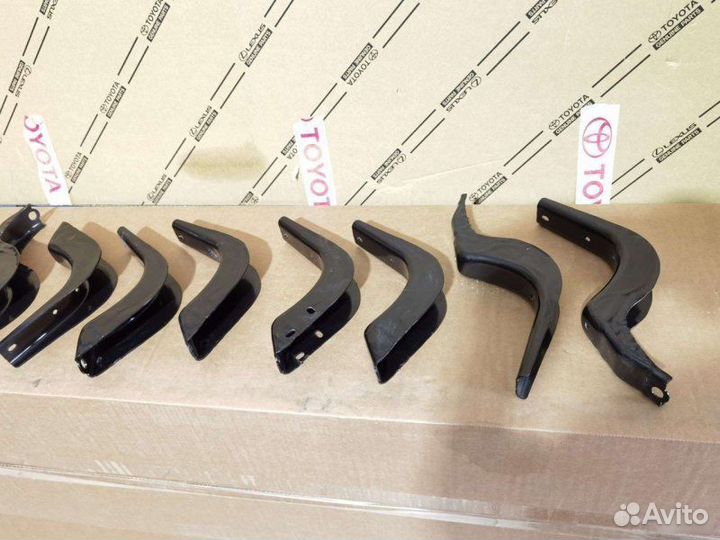 Кронштейн подножки Toyota Land Cruiser Prado 150