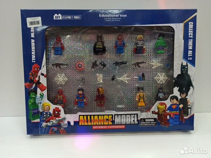 Фигурки Майнкрафт герои Марвел 12 фигурок с аксесс