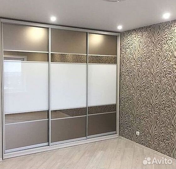 Шкаф в детскую