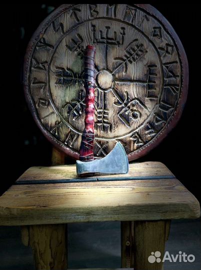 Топор кованый ручной работы