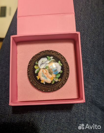 Брошь винтаж в подарочной коробке