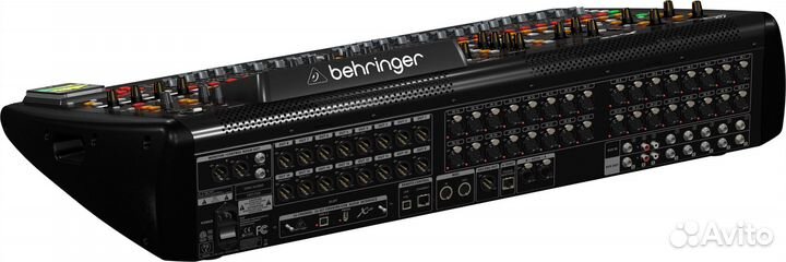 Микшерный пульт Behringer X32