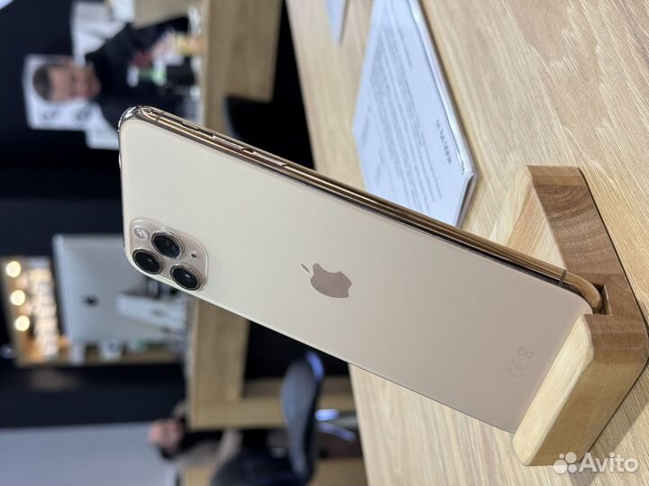 iPhone 11 Pro Max, 64 ГБ