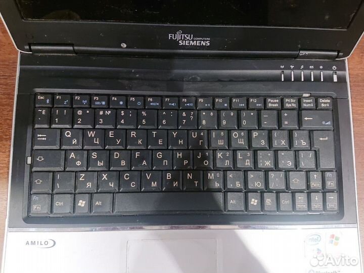 Fujitsu Siemens amilo Si1520 (на разбор)
