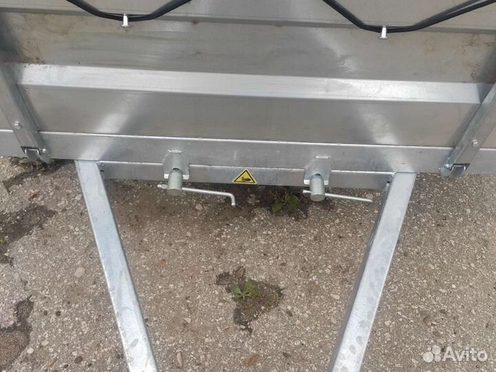 Прицеп Спутник 2513/37 Zn, тент 700 мм