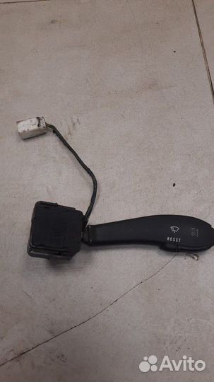 Переключатель подрулевой стеклоочестителя