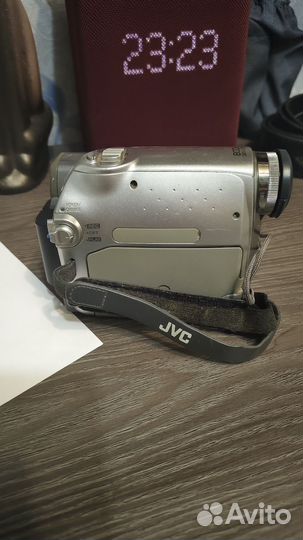 Видеокамера Jvc GR-D320E
