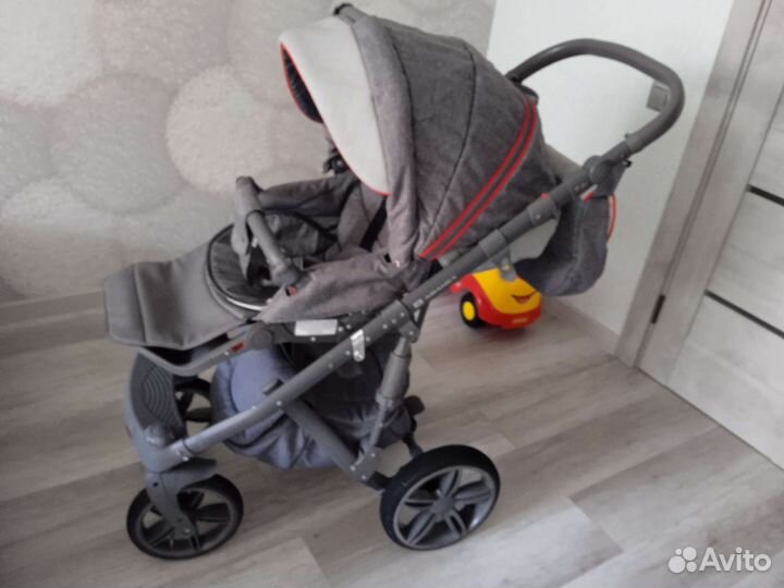 Коляска 2 в 1 adamex