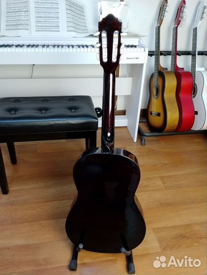 Уменьшенная классическая гитара veston C-45A 3/4