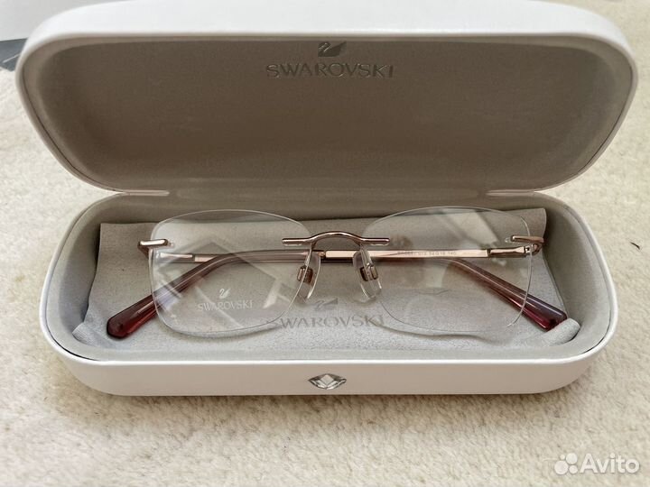 Новая Оправа Swarovski SK 5261-072