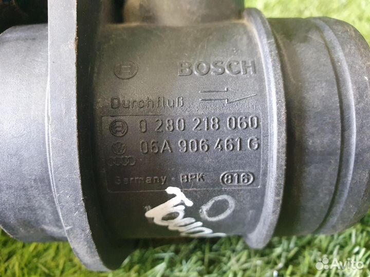 Дмрв датчик расхода воздуха Volkswagen Touareg AXQ