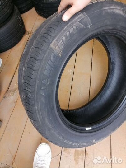 Michelin Latitude Tour HP 255/60 R18
