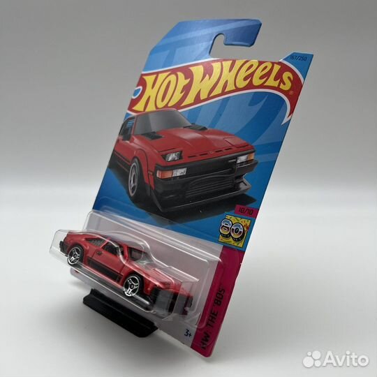 Машинка Hot Wheels 82 Toyota Supra
