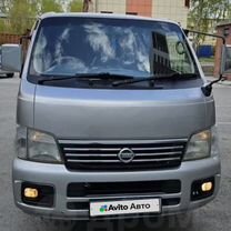 Nissan Caravan 2.0 AT, 2003, 340 000 км, с пробегом, цена 750 000 руб.