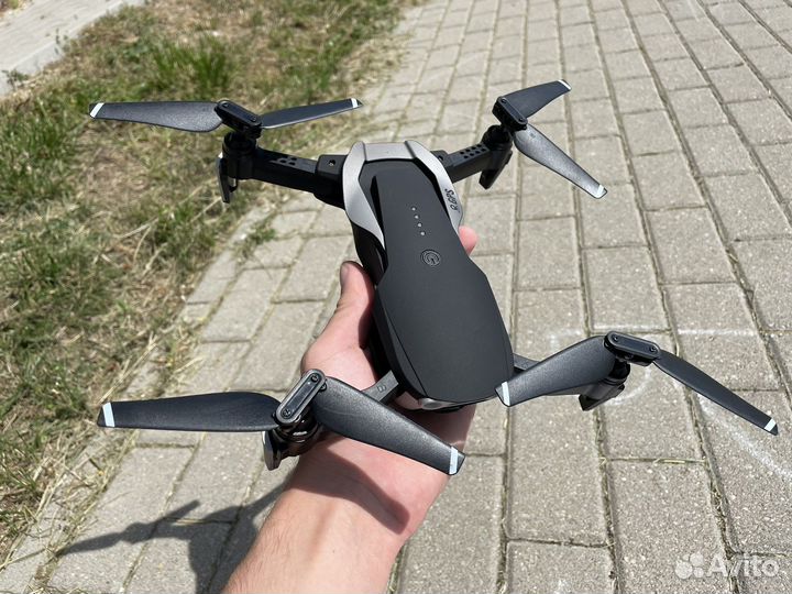 Квадрокоптер с GPS и Камерой