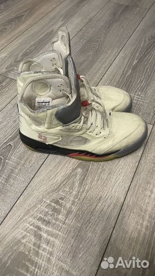 Nike jordan 5 off white