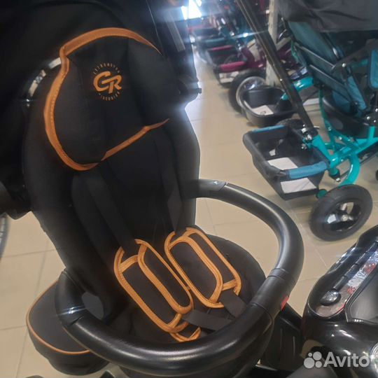 Трехколесный велосипед