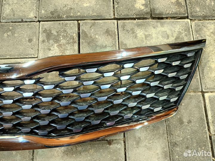 Решетка переднего бампера Kia Optima IV