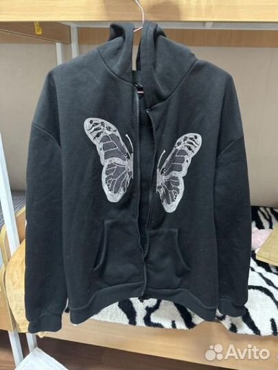 Женская верхняя одежда