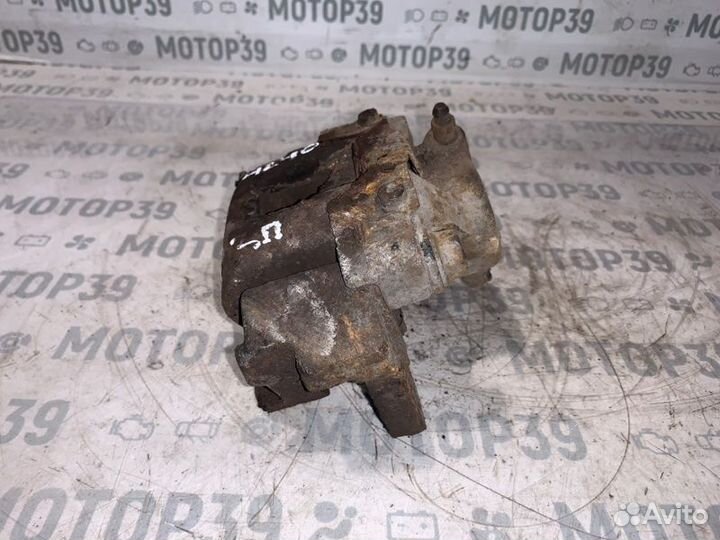 Суппорт задний правый Toyota Land Cruiser Prado