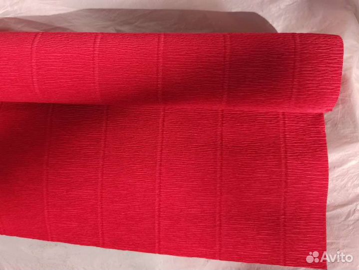 Гофрированная бумага малиновая,красная