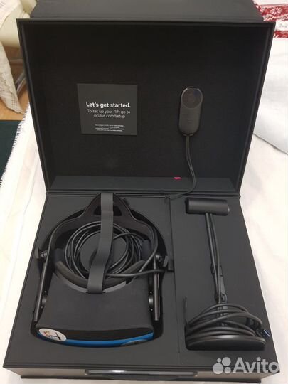 Комплект Шлем + Контроллер Oculus Touch