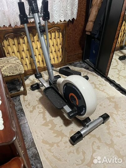 Тренажер для ходьбы