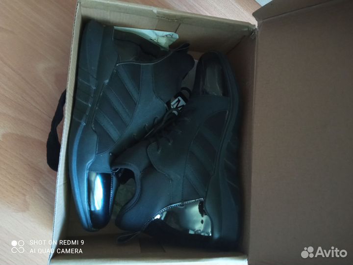 Кроссовки-полуботинки женские 