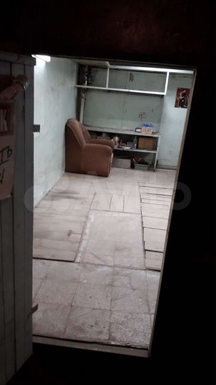 Гараж, > 30 м²