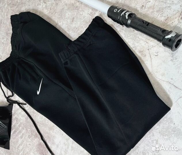 Спортивные костюмы Nike