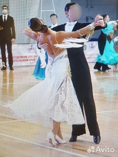 Платье для бальных танцев (европейская поограмма)