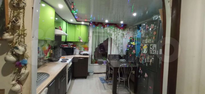 Дом 77 м² на участке 10,2 сот.