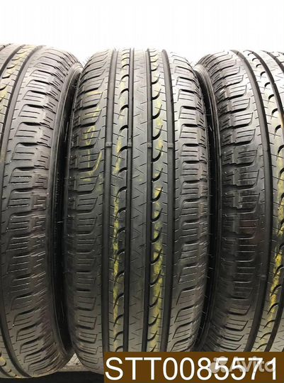Goodyear EfficientGrip SUV 4x4 225/65 R17 100R