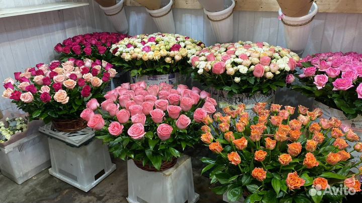 Доставка цветов / Коробка из цветов