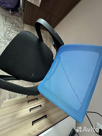 Компьютерное кресло