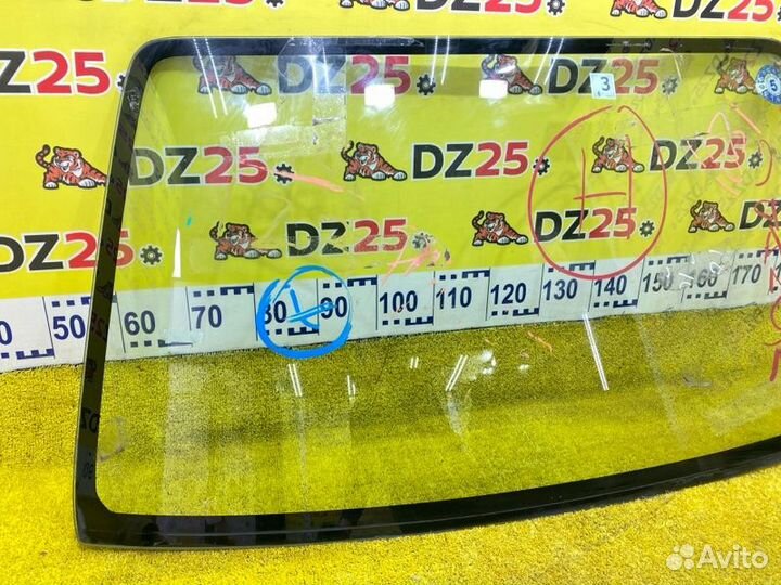 Лобовое стекло переднее Suzuki Jimny Wide JB33W 145342