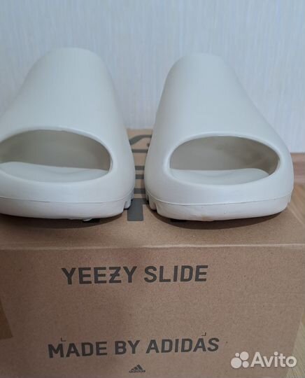 Adidas yeezy slide шлёпанцы