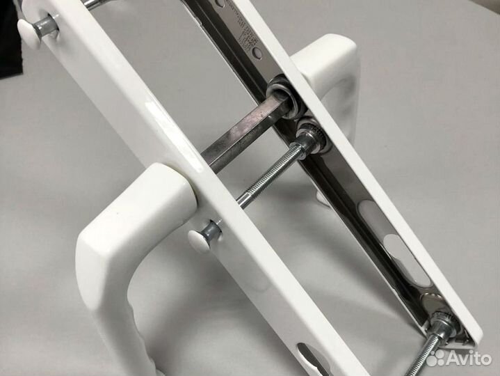 Ремонт окон и дверей. Регулировка окон